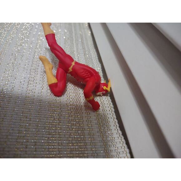 2009 Hallmark Keepsake The Flash Fastest Man Alive Christmas Ornament DC Comics - Picture 7 of 9